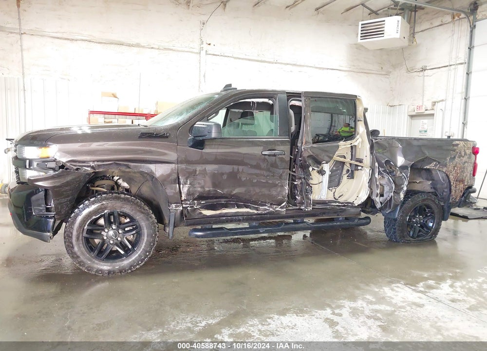2021 CHEVROLET SILVERADO 1500 4WD SHORT BED CUSTOM TRAIL BOSS VIN: 3GCPYCEF3MG324003