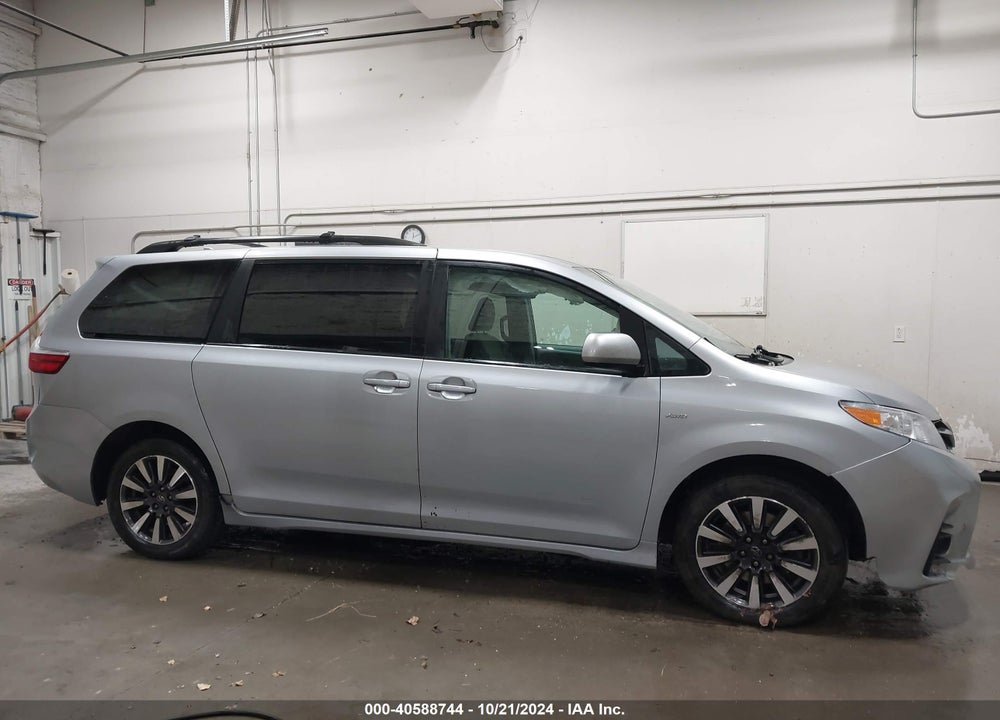 2018 TOYOTA SIENNA LE 7 PASSENGER VIN: 5TDJZ3DC5JS194586