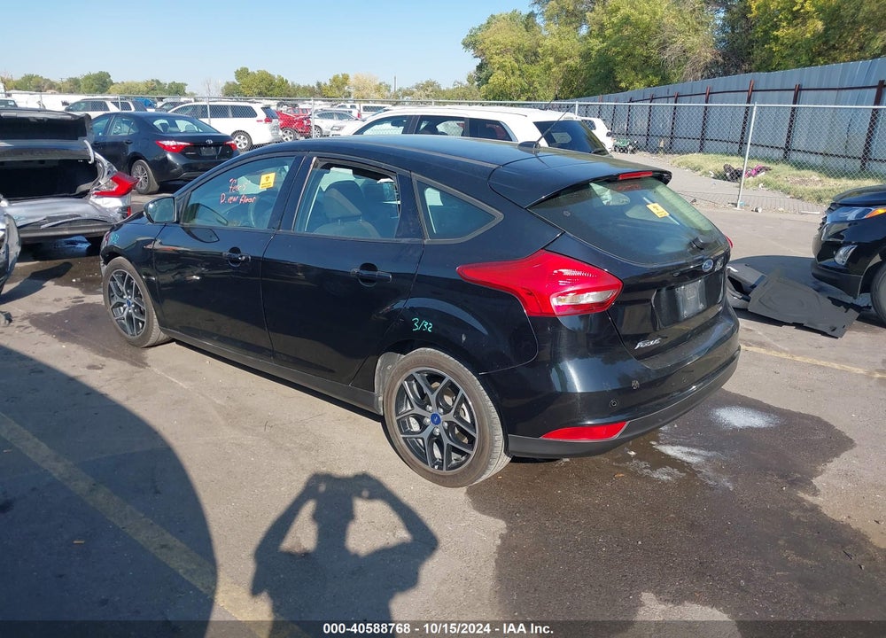 2017 FORD FOCUS SEL VIN: 1FADP3M2XHL264482