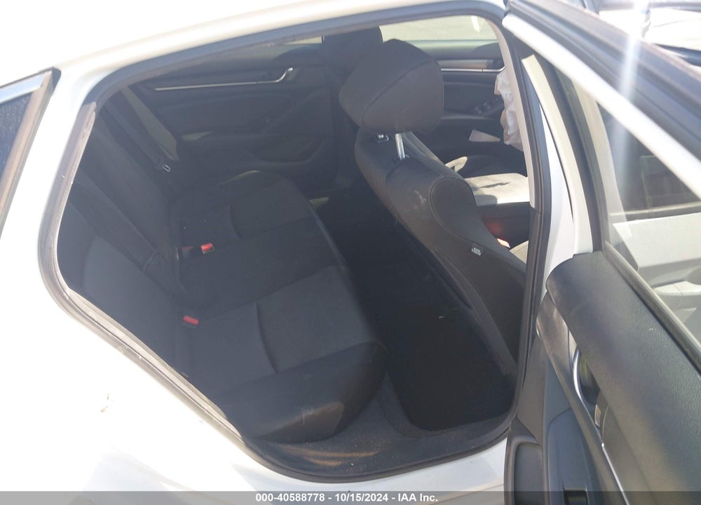 2019 HONDA ACCORD VIN: 1HGCV1F14KA058891