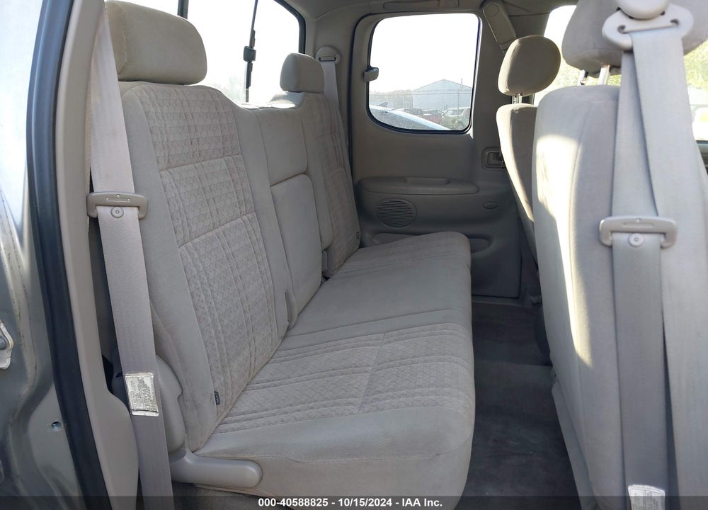 2004 TOYOTA TUNDRA SR5 V8 VIN: 5TBBT44144S446223