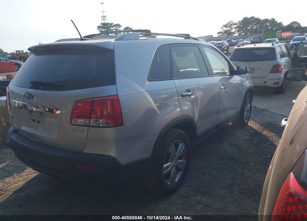 2013 KIA SORENTO EX V6 VIN: 5XYKU3A28DG319399
