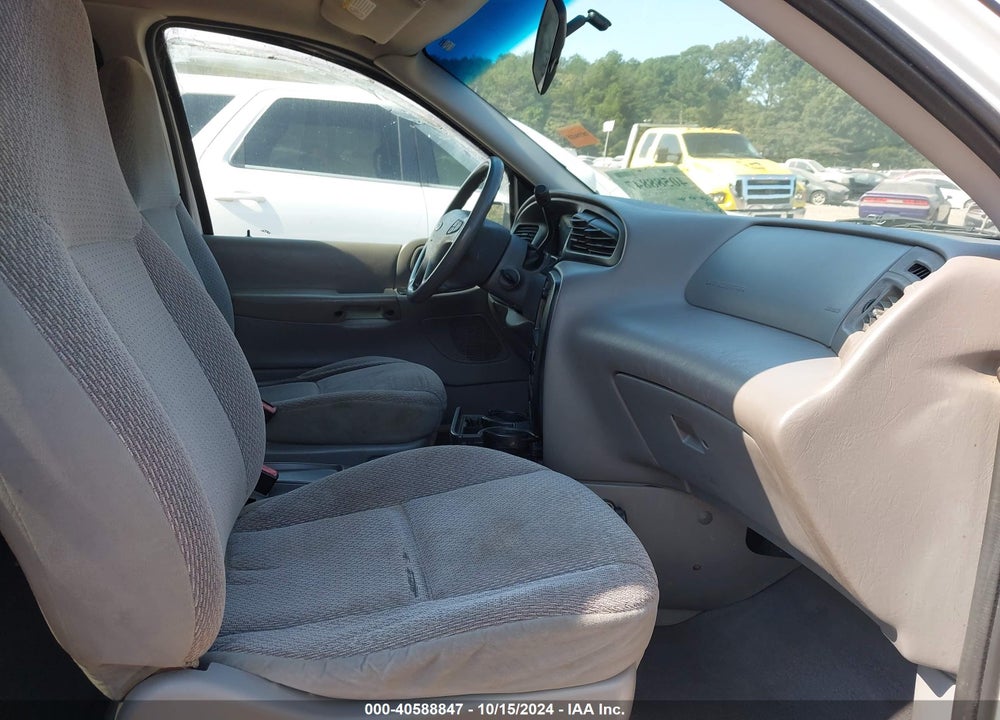 2001 FORD WINDSTAR LX VIN: 2FMZA51421BB26889