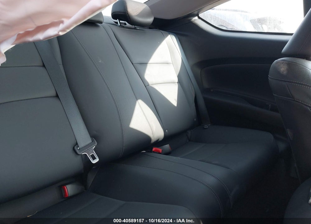 2013 HONDA ACCORD EX-L V-6 VIN: 1HGCT2B85DA010964