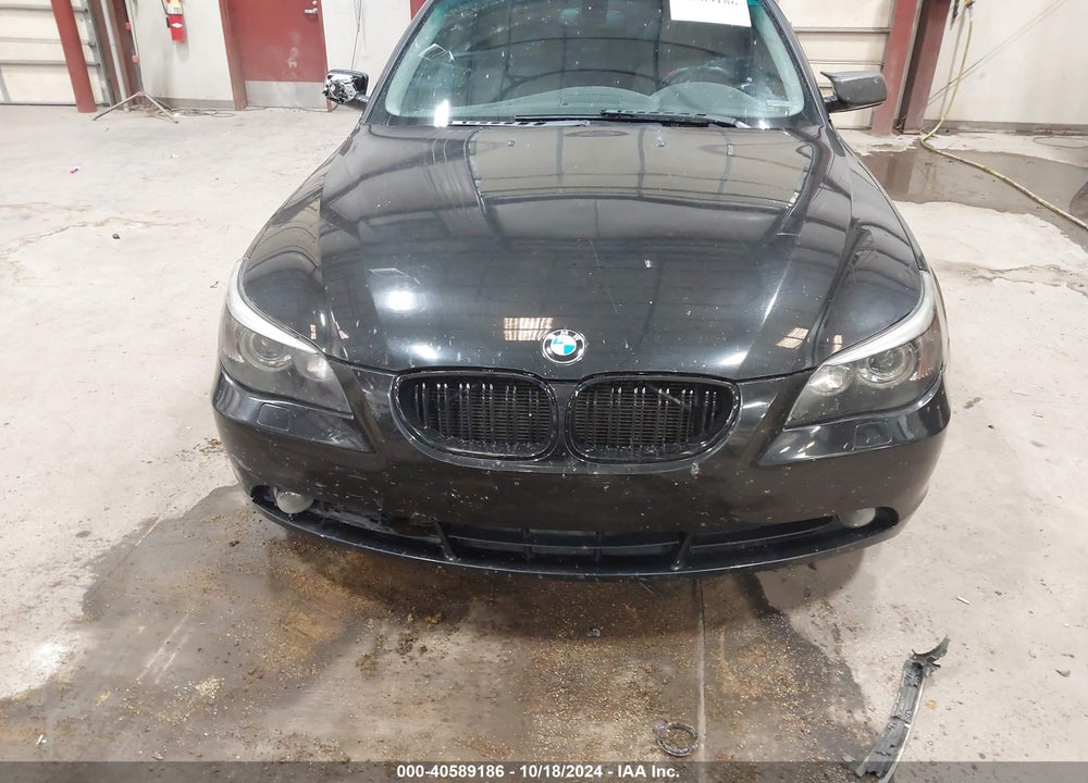 2007 BMW 530XI VIN: WBANF73577CU24544
