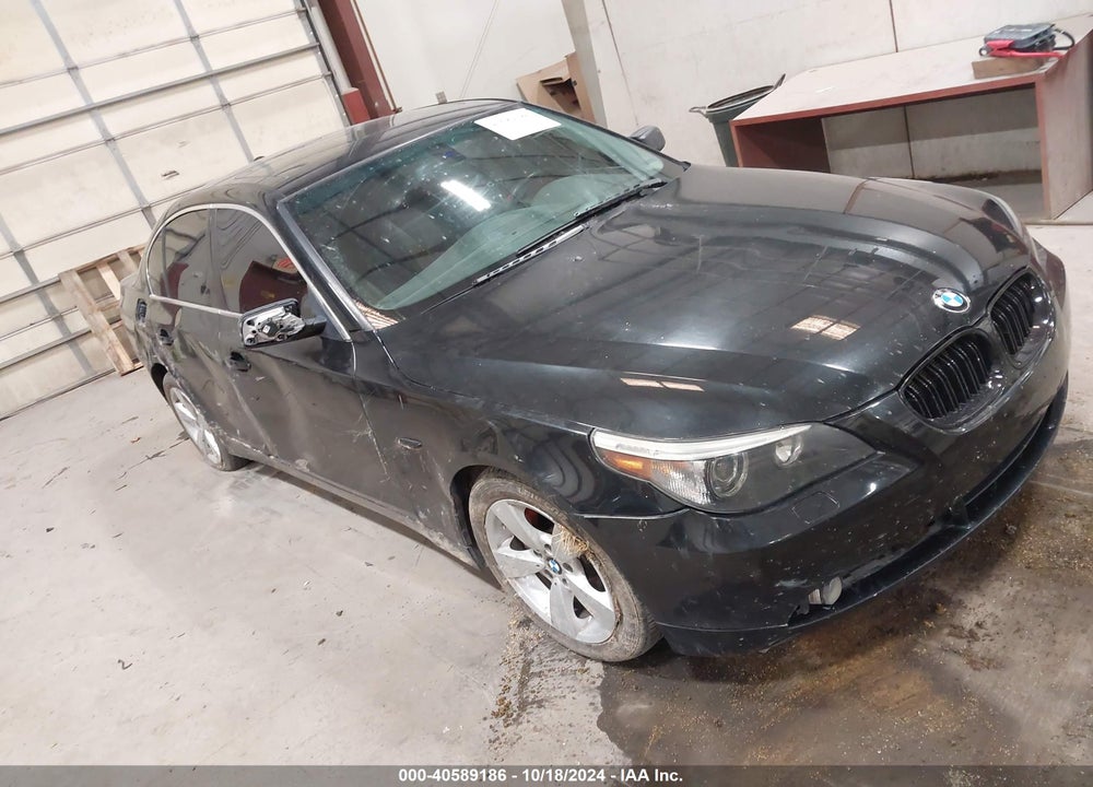 2007 BMW 530XI VIN: WBANF73577CU24544
