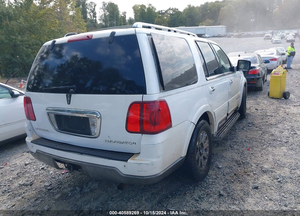 2004 LINCOLN NAVIGATOR VIN: 5LMFU27R04LJ42134