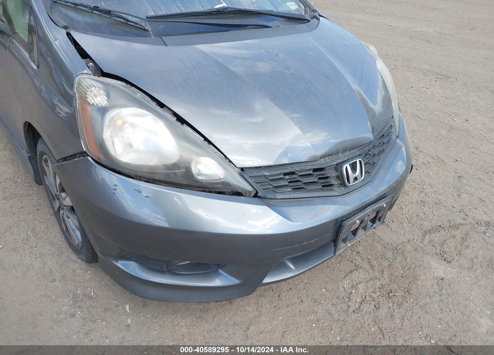 2012 HONDA FIT SPORT VIN: JHMGE8H53CC027676