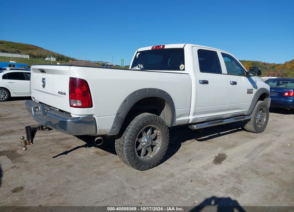 2013 RAM 2500 TRADESMAN VIN: 3C6UR5CL1DG572181