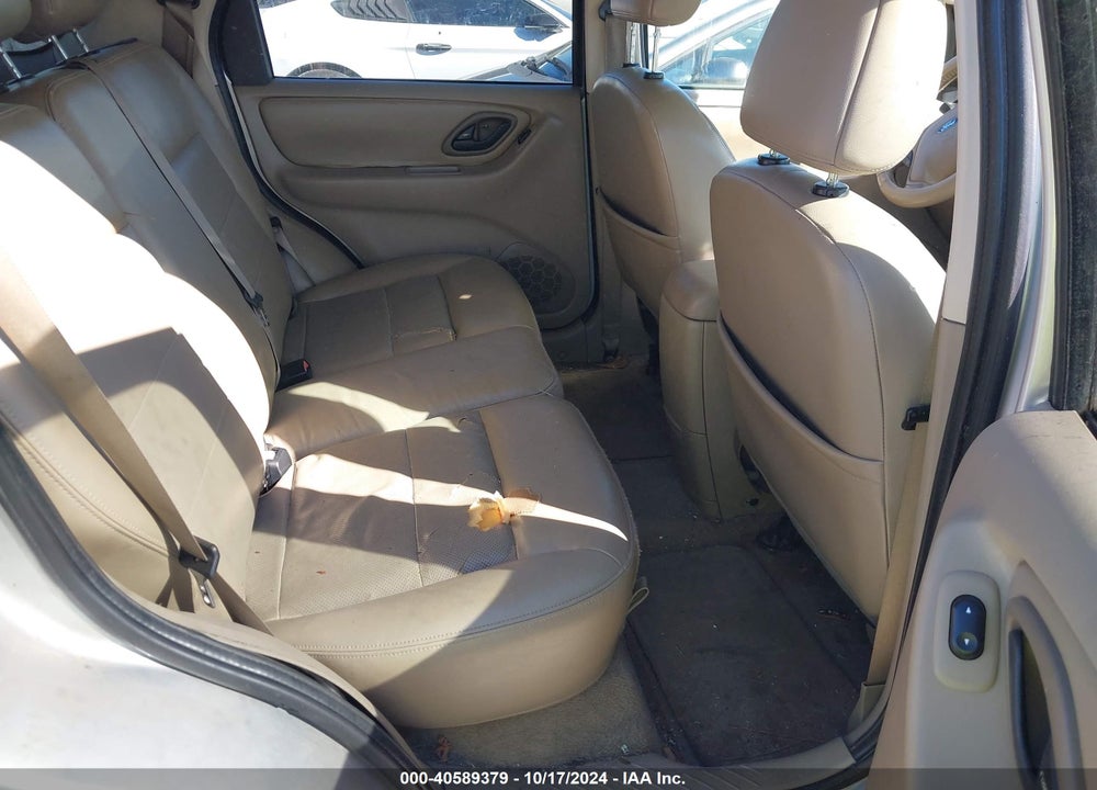 2005 FORD ESCAPE LIMITED VIN: 1FMCU04125KE50034