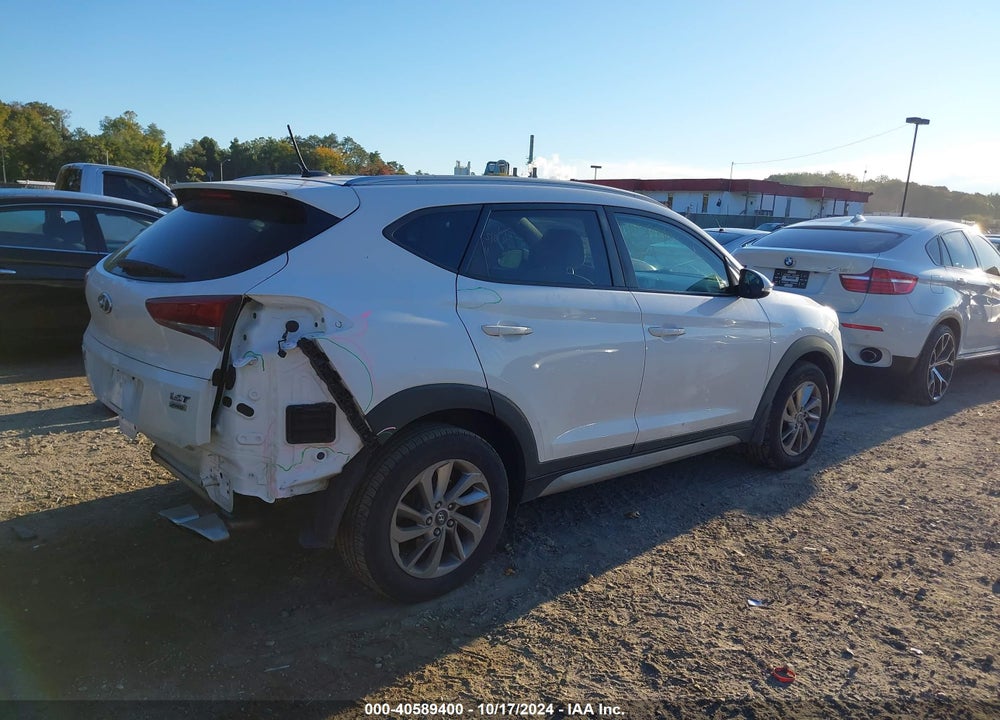 2017 HYUNDAI TUCSON VIN: KM8J3CA2XHU285058