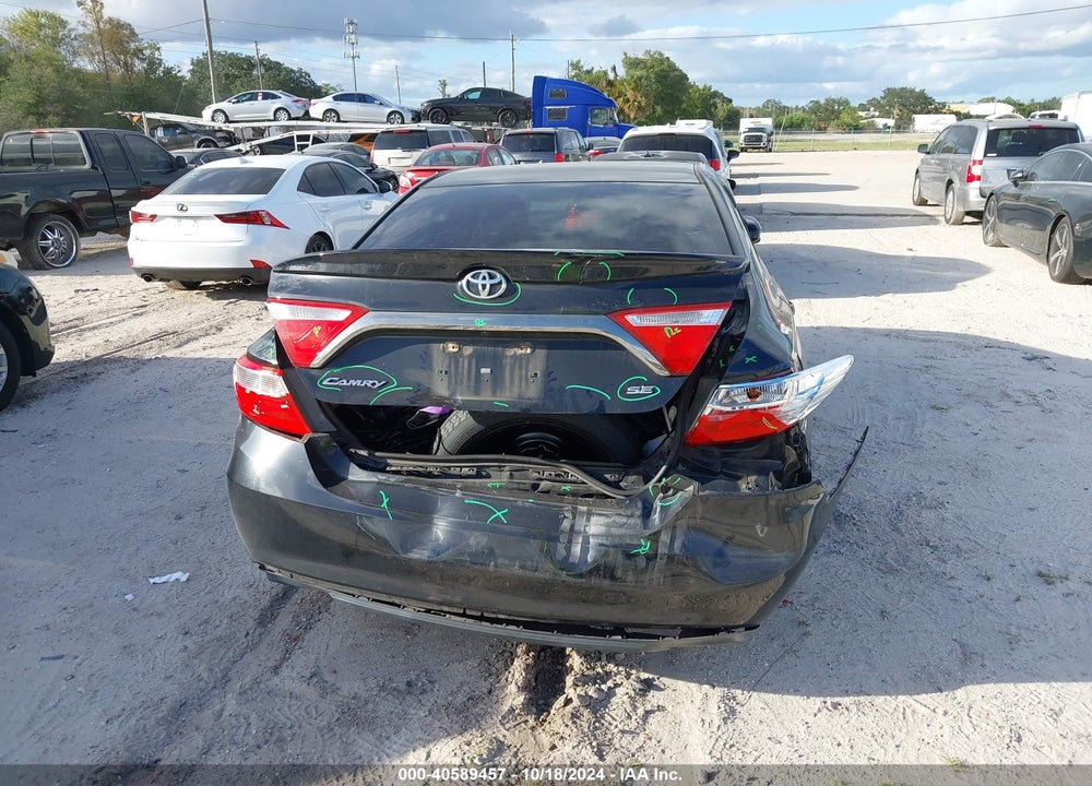 2015 TOYOTA CAMRY SE VIN: 4T1BF1FK2FU008491