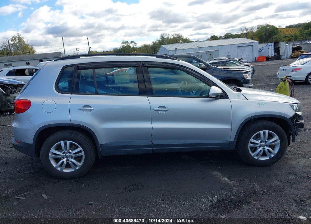 2016 VOLKSWAGEN TIGUAN S VIN: WVGBV7AX6GW574099