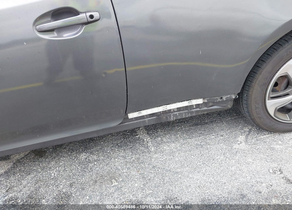 2011 SCION TC VIN: JTKJF5C72B3001377
