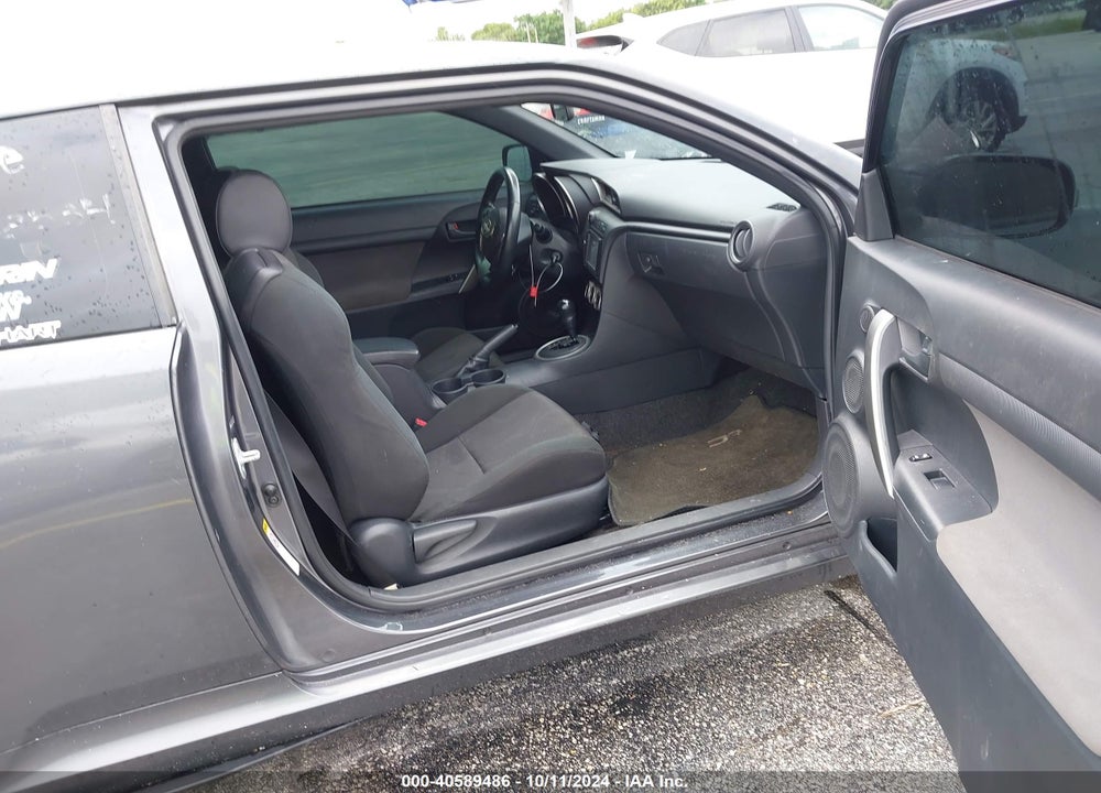 2011 SCION TC VIN: JTKJF5C72B3001377