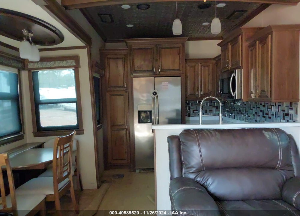 2019 FOREST RIVER RIVERSTONE VIN: 4X4FRSR27K5001047