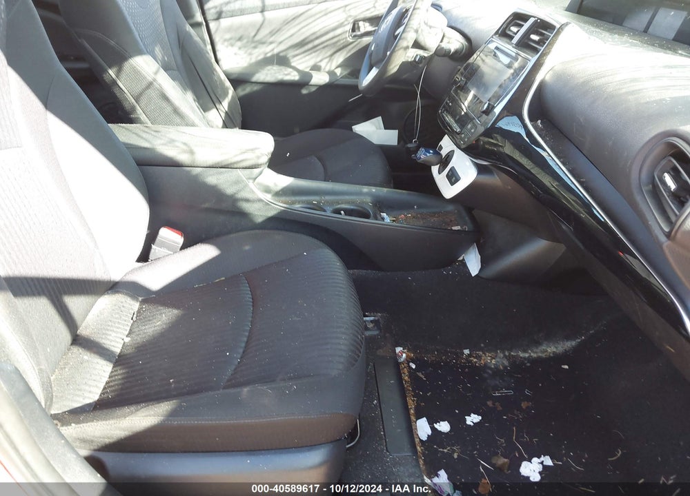 2018 TOYOTA PRIUS TWO ECO VIN: JTDKARFU9J3055731