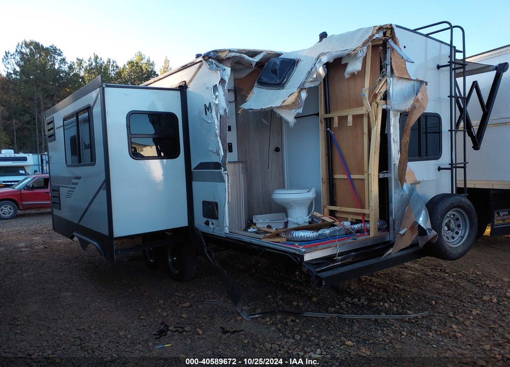 2021 WINNEBAGO 2301BHS VIN: 54CTM1T28M3054574