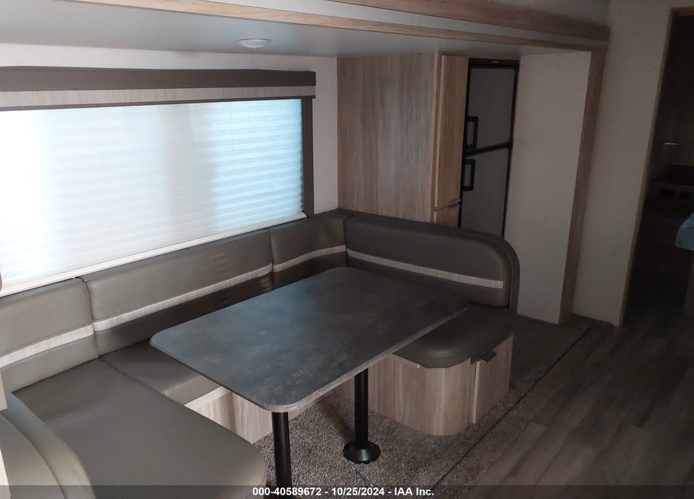 2021 WINNEBAGO 2301BHS VIN: 54CTM1T28M3054574