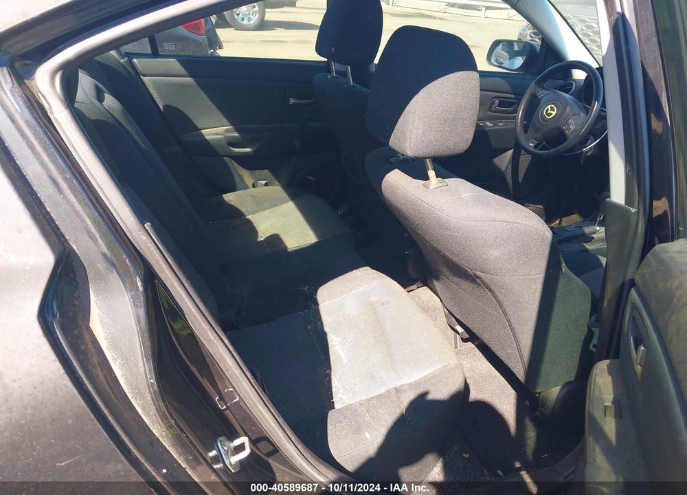 2007 MAZDA 3 I VIN: JM1BK32F571757499