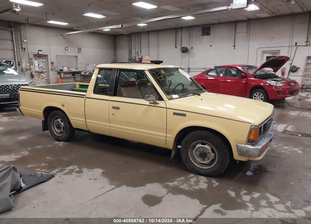 1985 NISSAN 720 KING CAB VIN: 1N6ND06S5FC373932