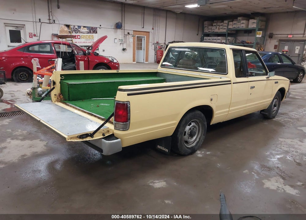 1985 NISSAN 720 KING CAB VIN: 1N6ND06S5FC373932