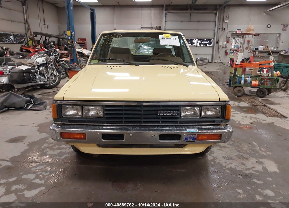 1985 NISSAN 720 KING CAB VIN: 1N6ND06S5FC373932