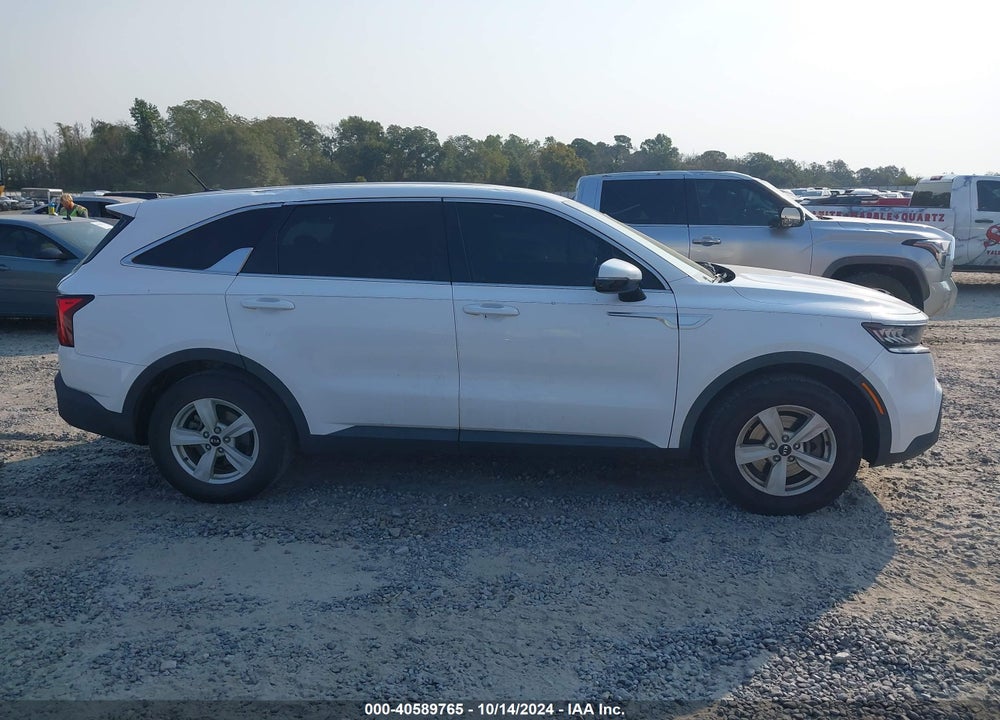 2021 KIA SORENTO LX VIN: 5XYRG4LC5MG017201