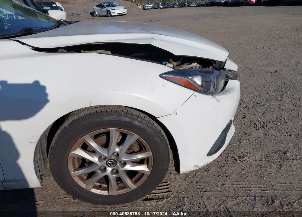 2014 MAZDA 3 I TOURING VIN: JM1BM1V73E1121227