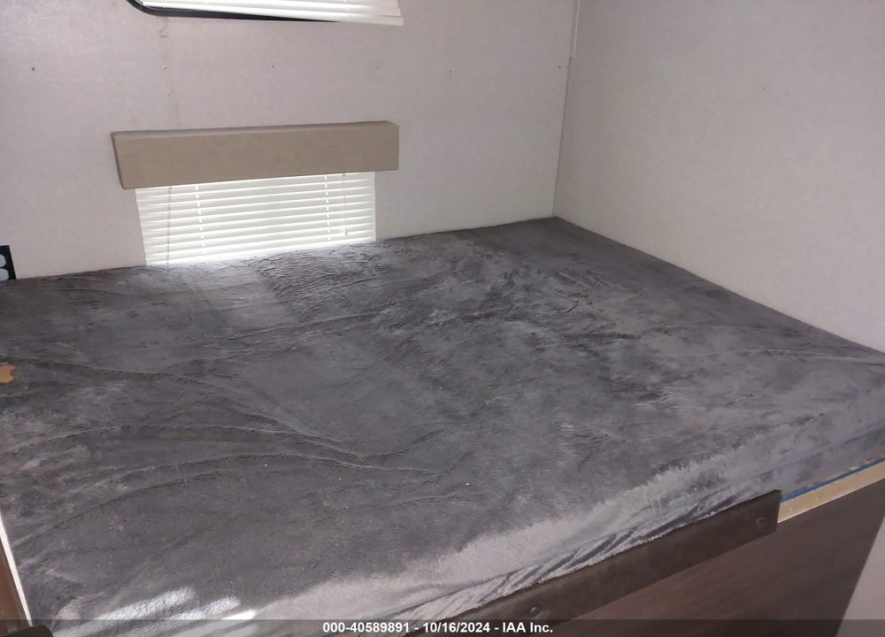 2019 KEYSTONE HIDEOUT VIN: 4YDT30B21KN246514