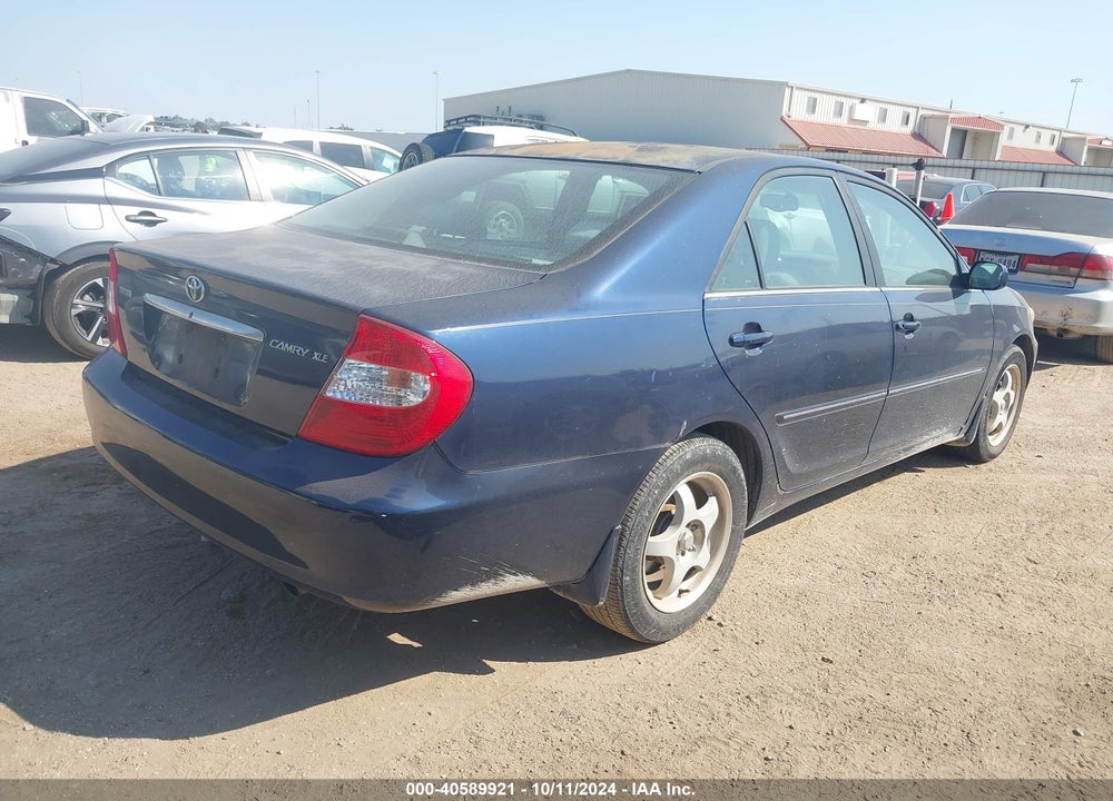 2004 TOYOTA CAMRY XLE VIN: 4T1BE32K14U379465