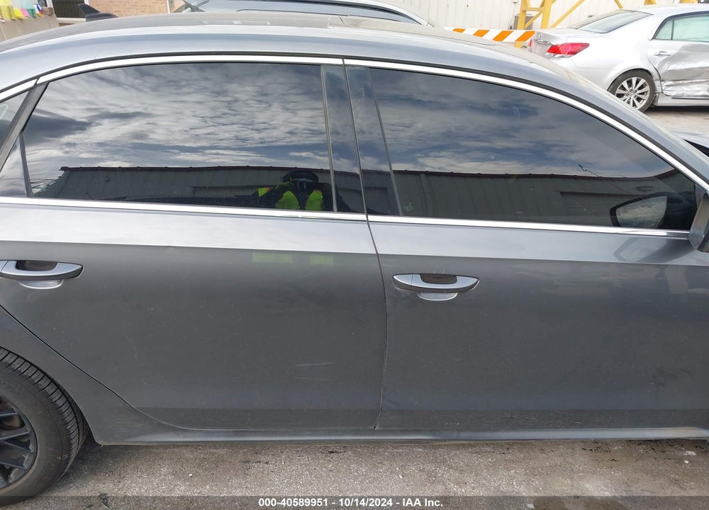 2015 VOLKSWAGEN PASSAT 2.0L TDI SE VIN: 1VWBV7A36FC059537