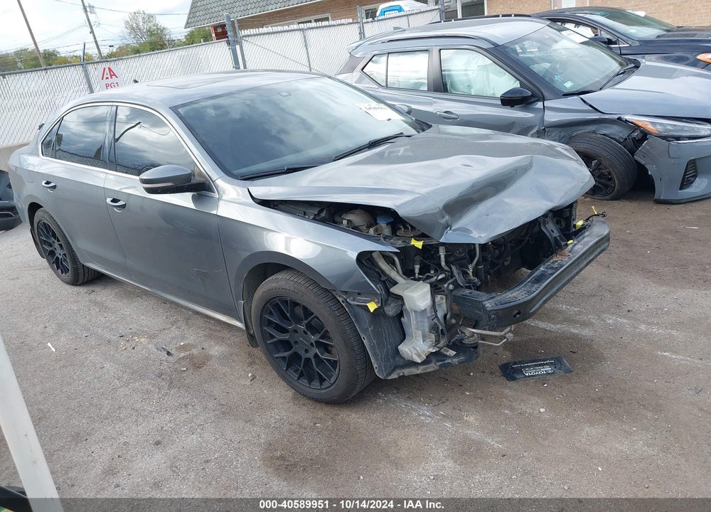 2015 VOLKSWAGEN PASSAT 2.0L TDI SE VIN: 1VWBV7A36FC059537