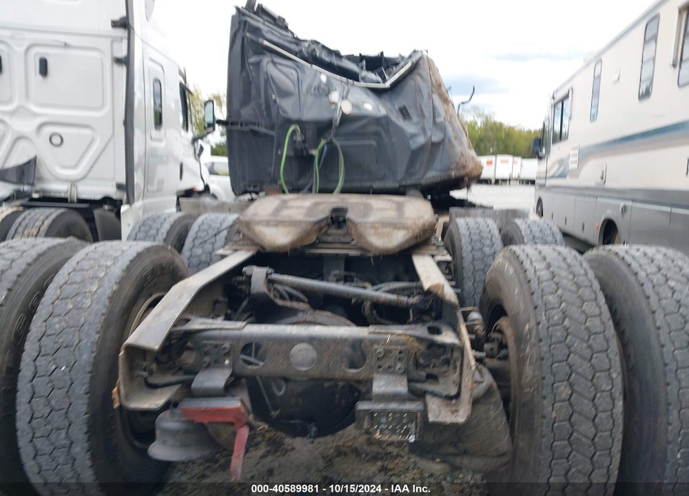 2019 INTERNATIONAL LT VIN: 3HSDZAPR1KN472789