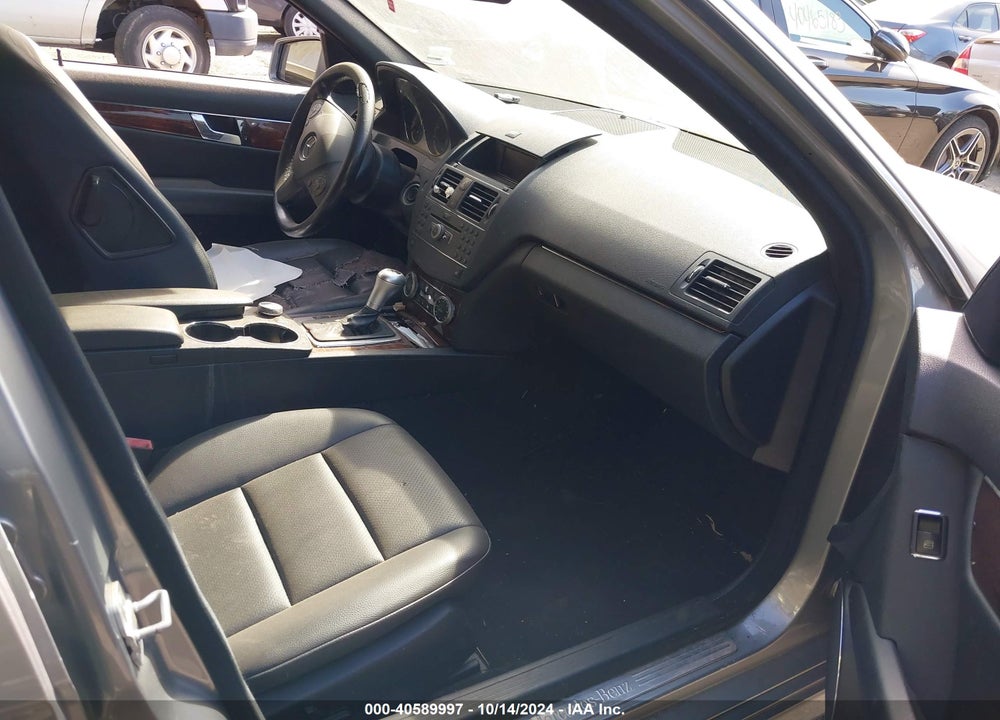 2010 MERCEDES-BENZ C 300 LUXURY 4MATIC/SPORT 4MATIC VIN: WDDGF8BB3AR118251
