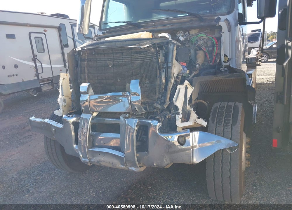 2021 VOLVO VHD VIN: 4V5KC9DH5MN600025