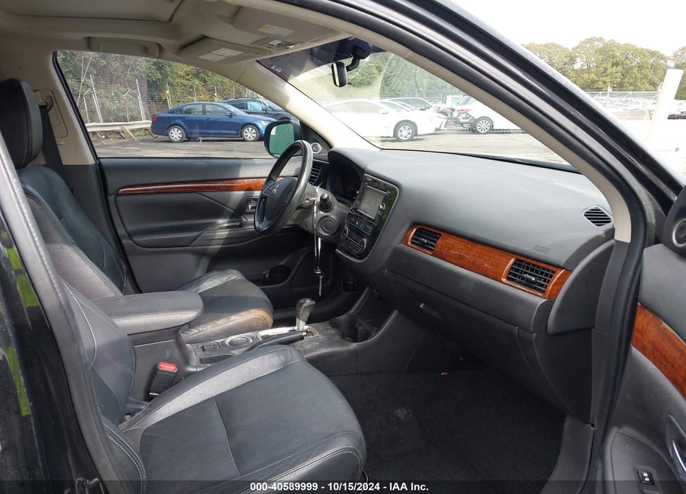 2014 MITSUBISHI OUTLANDER SE VIN: JA4AD3A34EZ011082