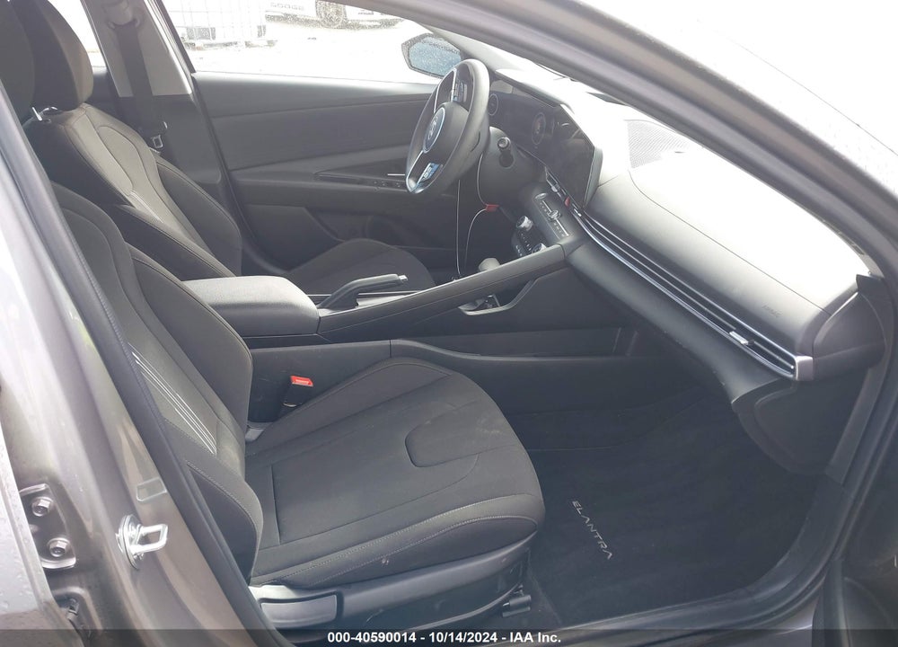 2024 HYUNDAI ELANTRA SEL VIN: KMHLM4DG2RU658758
