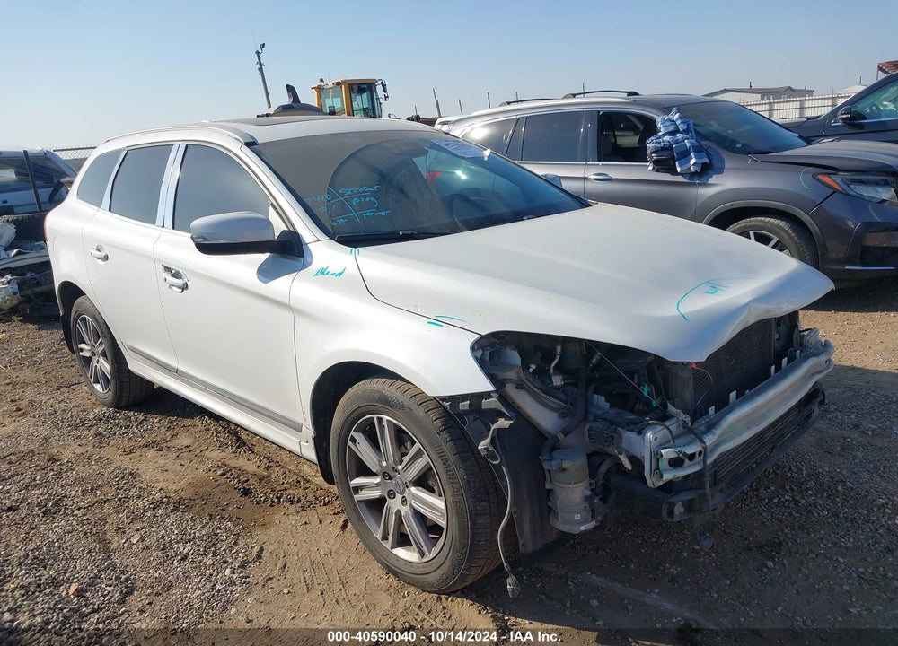 2016 VOLVO XC60 T6 DRIVE-E PLATINUM VIN: YV449MDM2G2820393