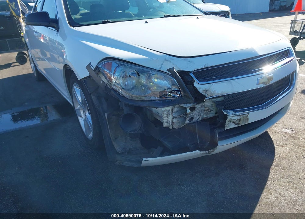 2011 CHEVROLET MALIBU LS VIN: 1G1ZA5E17BF135701