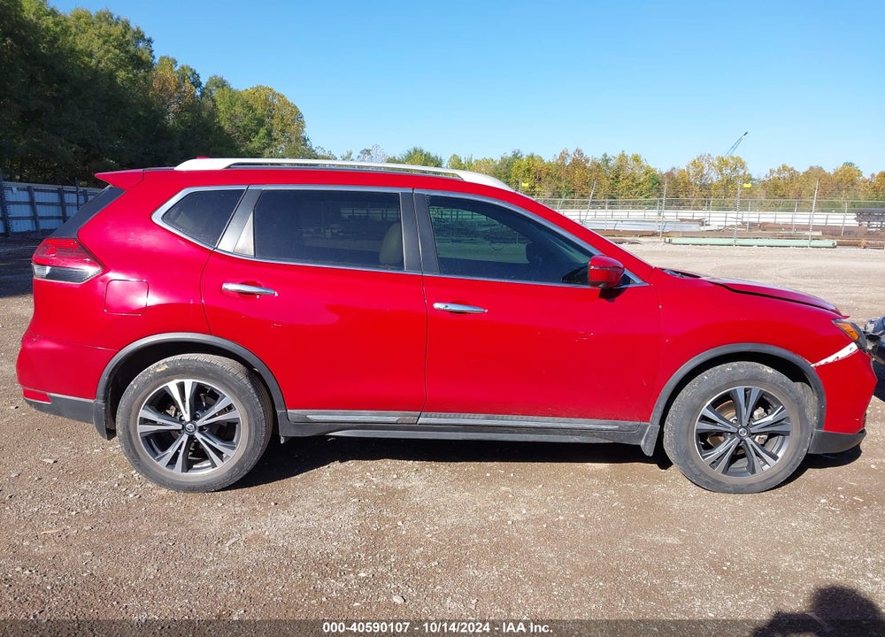2017 NISSAN ROGUE SL VIN: 5N1AT2MTXHC855306