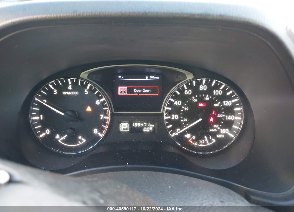2015 NISSAN PATHFINDER S VIN: 5N1AR2MN7FC647719