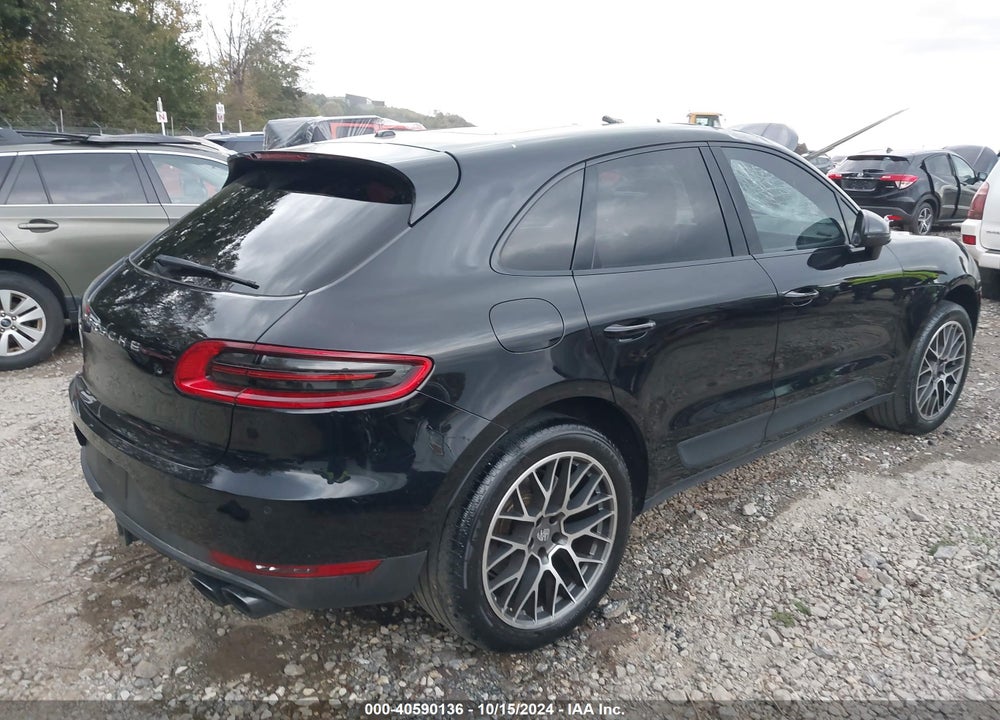 2017 PORSCHE MACAN S VIN: WP1AB2A51HLB13498