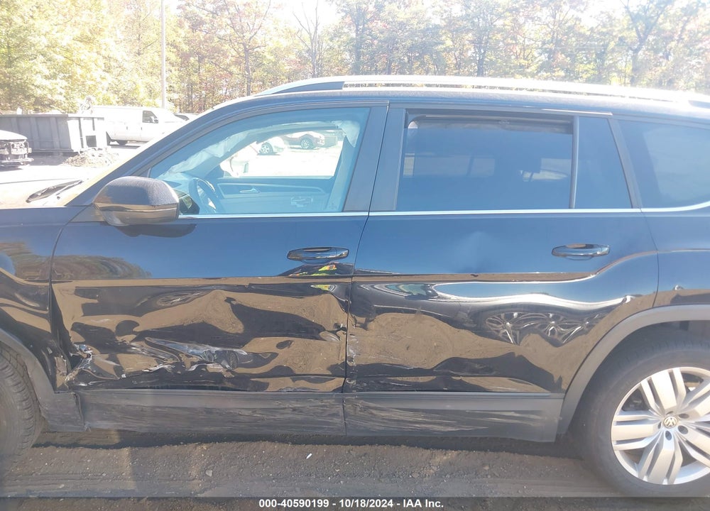 2019 VOLKSWAGEN ATLAS SE VIN: 1V2UR2CA5KC561821