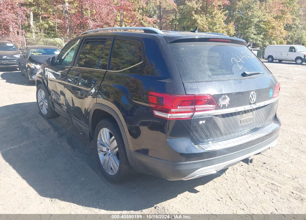 2019 VOLKSWAGEN ATLAS SE VIN: 1V2UR2CA5KC561821