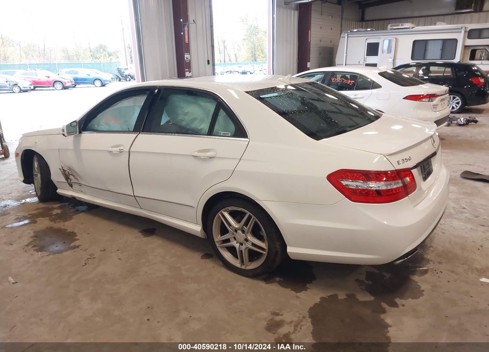 2013 MERCEDES-BENZ E 350 4MATIC VIN: WDDHF8JBXDA707435