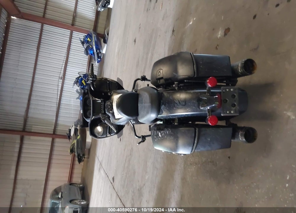 2023 INDIAN MOTORCYCLE CO. CHALLENGER DARK HORSE VIN: 56KLCCRR2P3419302
