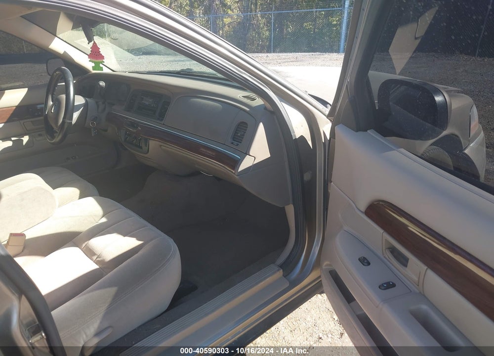 2003 MERCURY GRAND MARQUIS GS VIN: 2MEFM74W73X656884