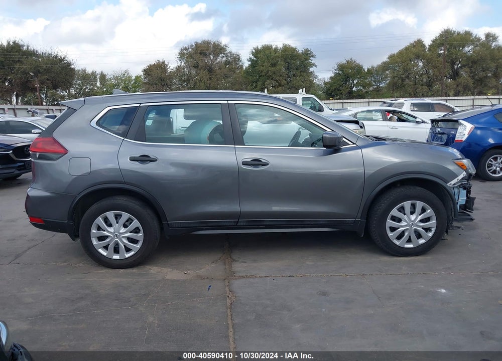 2018 NISSAN ROGUE S VIN: 5N1AT2MVXJC721595