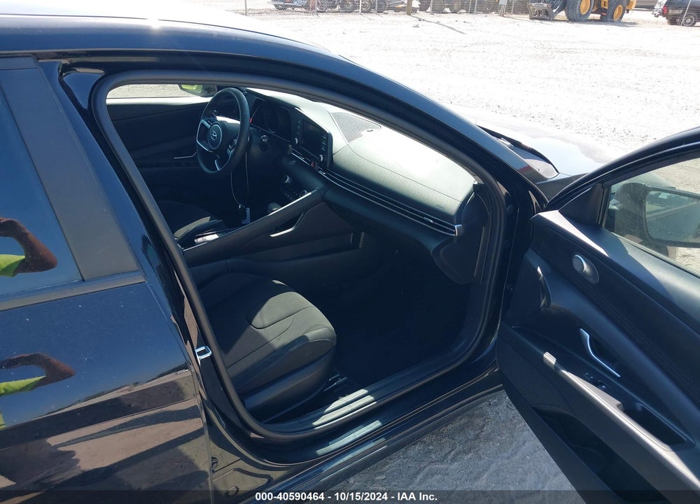 2023 HYUNDAI ELANTRA SEL VIN: KMHLM4AG4PU561546